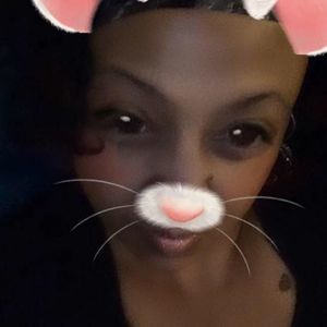 Meet your Posher, Katrina